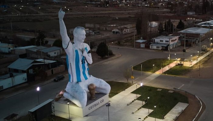 Messi and Argentina ready to turn up the heat after fast World Cup start