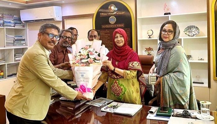 PSTC Executive Director meets DG of Directorate General of Family Planning 