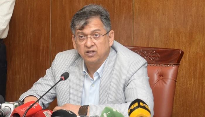 Benazir's repatriation process is on progress rapidly: Home Minister