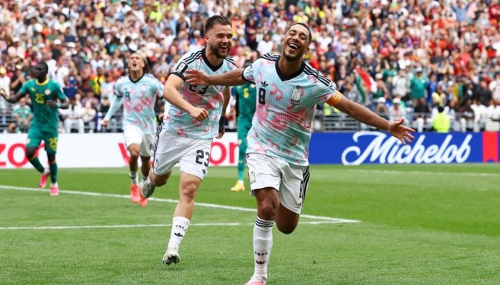 Belgium fight back to beat Senegal in thriller, reach last 16