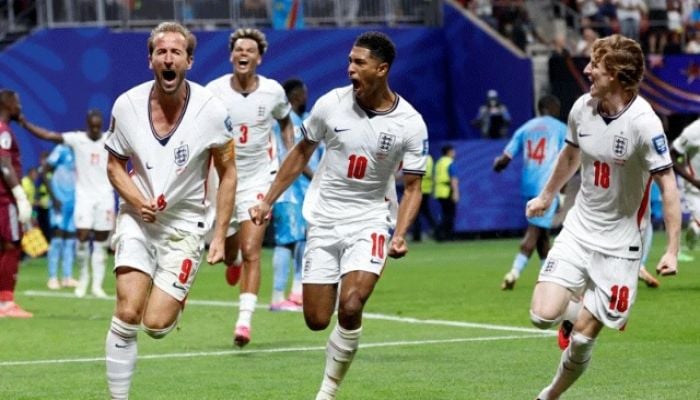Kane double rescues England in comeback win over DR Congo