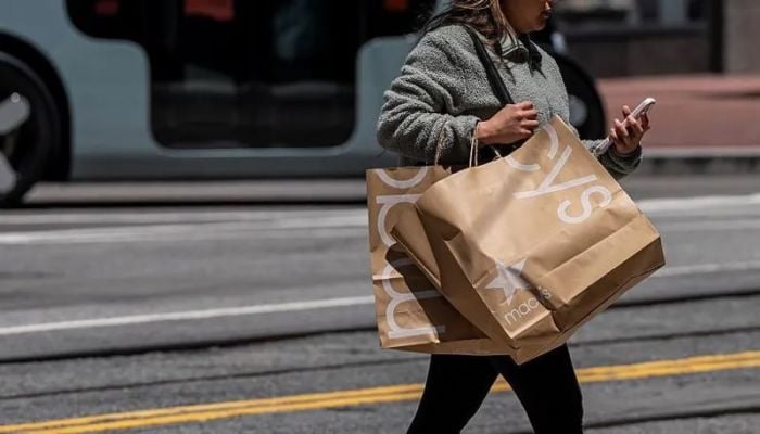 US economic growth slows unexpectedly in second quarter