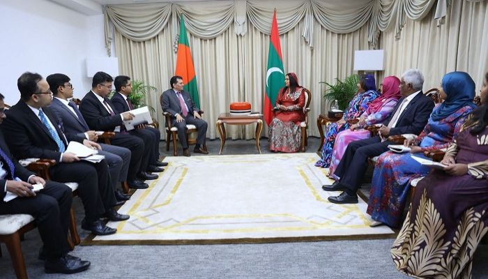 Bangladesh, Maldives discuss direct shipping link
