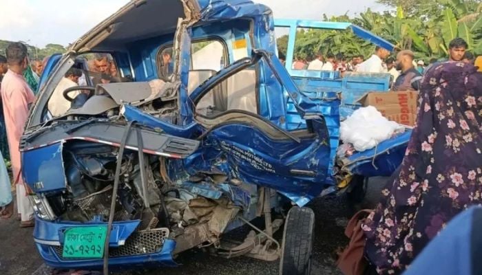 4 killed in head-on collision on Netrokona-Mymensingh highway