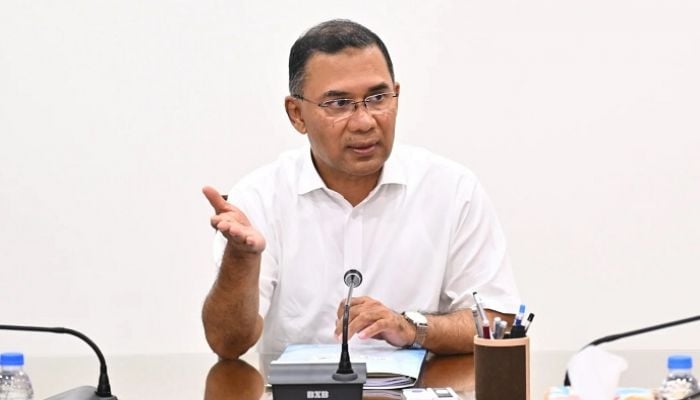 PM directs feasibility study on reintroducing universal stipends for girls 