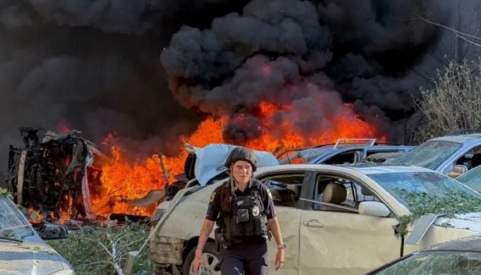 At least 27 killed as Russia and Ukraine trade heavy attacks