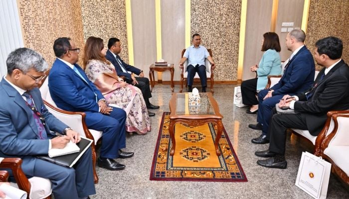 Strong, effective democracy key to sustainable progress: PM