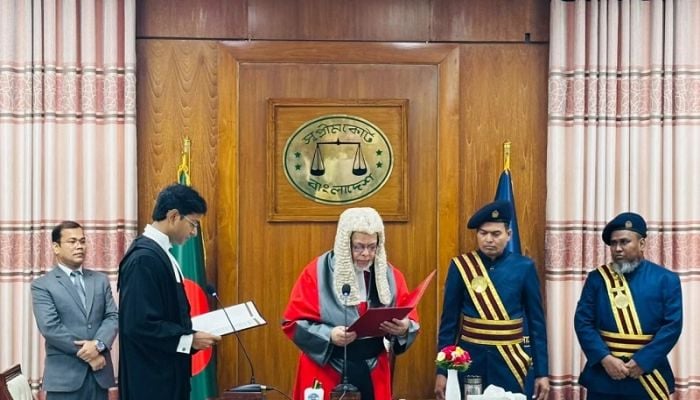 Justice Debasish Roy Chowdhury sworn in as HC permanent judge