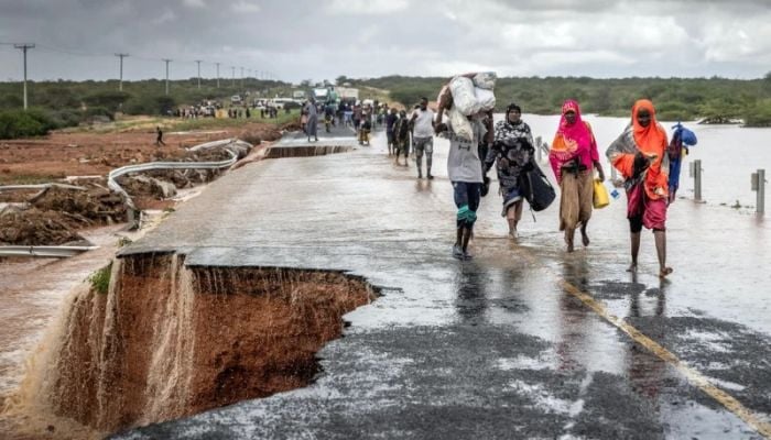 Huge El Niño projected to cause 450,000 deaths in next six months