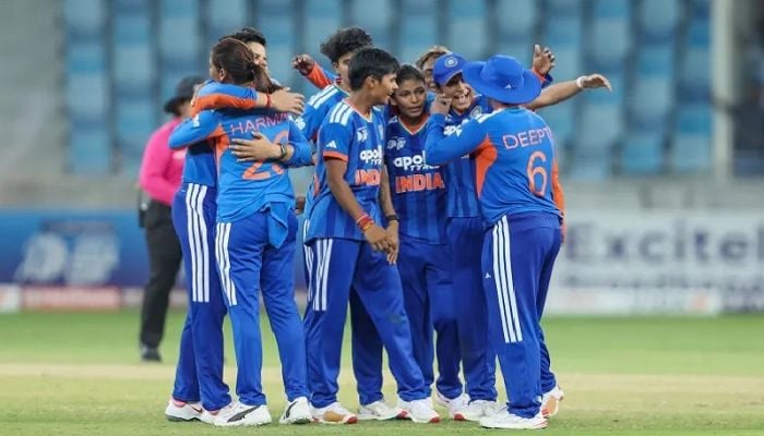 India cricketers refuse Asia Cup trophy from top Pakistan official