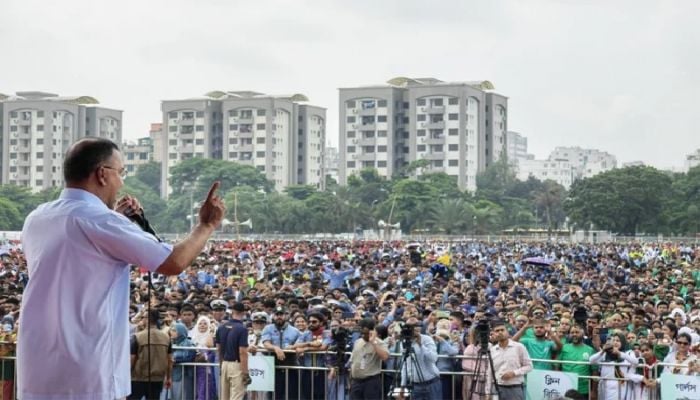 PM launches three-month nationwide dengue prevention campaign