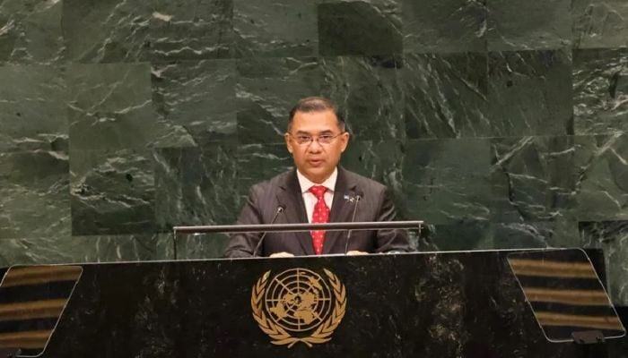 PM pledges to establish prosperous, democratic Bangladesh