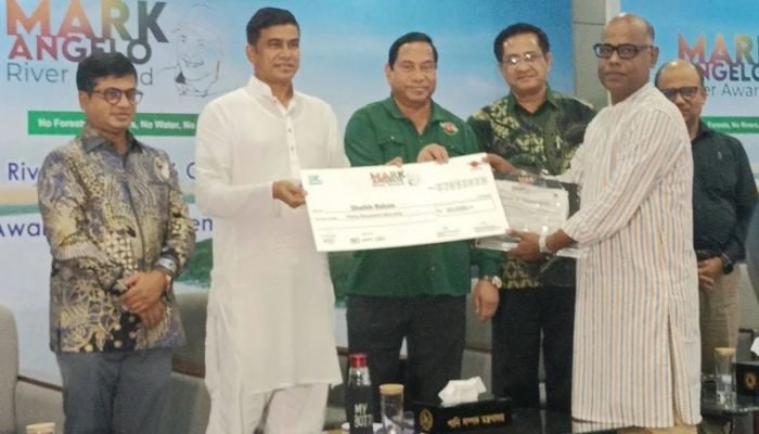 Sheikh Rokon, among five individuals, receives Mark Angelo River Award