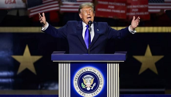 Trump promises Americans $5,000 if Republicans win Congress
